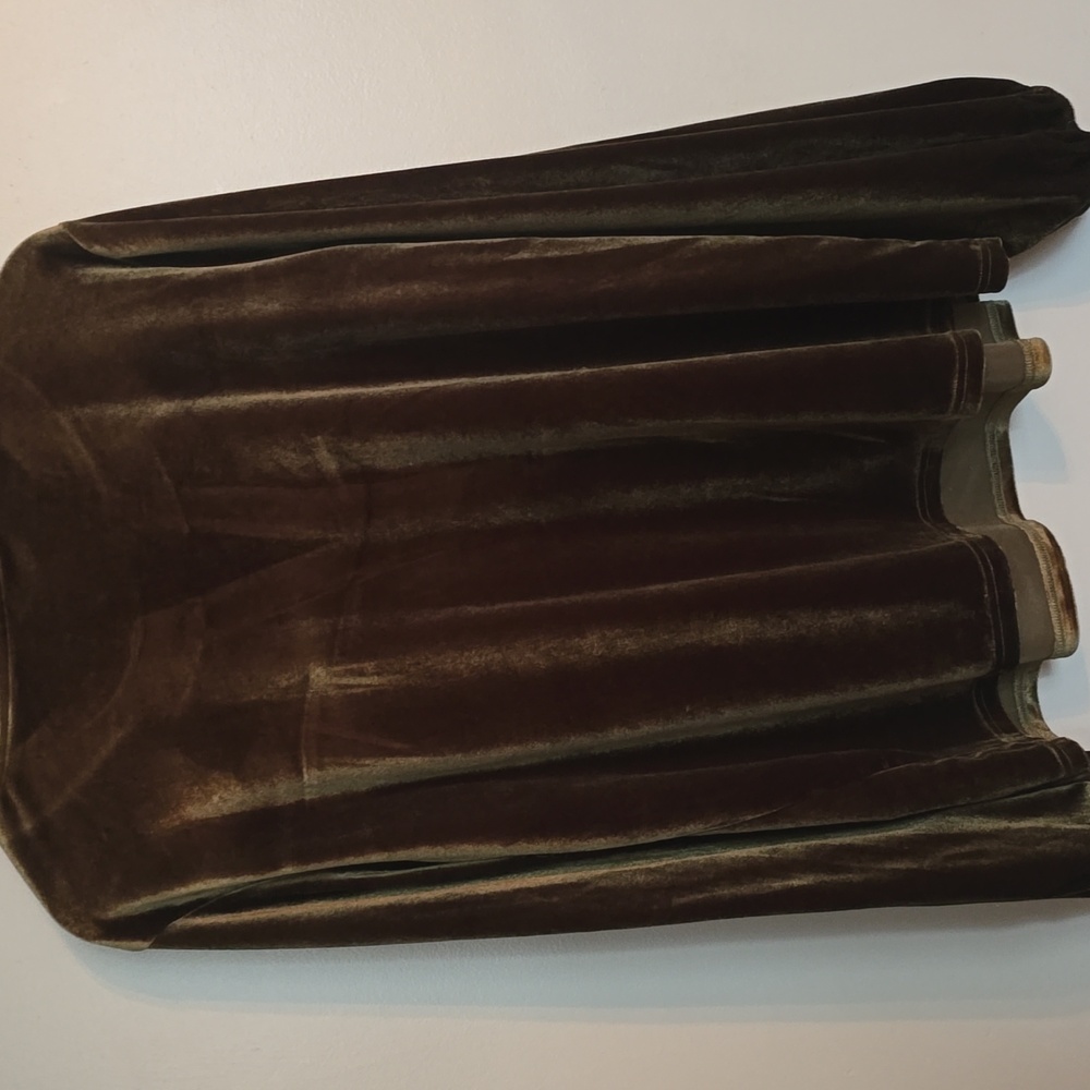 Velvet Balloon Sleeve Top - Picture 5 of 6